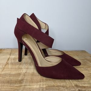 Heart in D Burgundy strappy high heels, 7.5